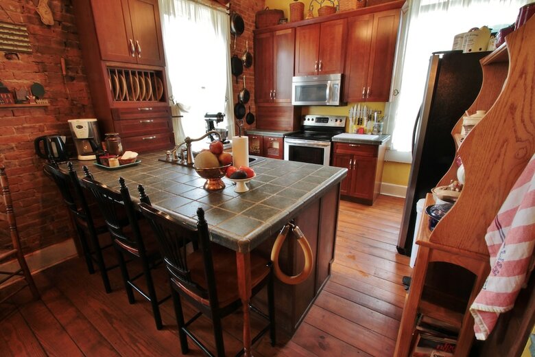 The Pines Of Dresden Bed And Breakfast