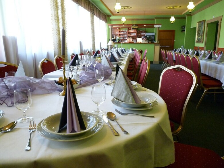 Hotel Hubert Nov� Z�mky