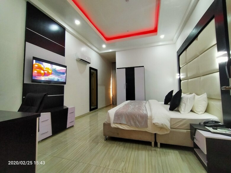 Hotel Dalchifit Suites
