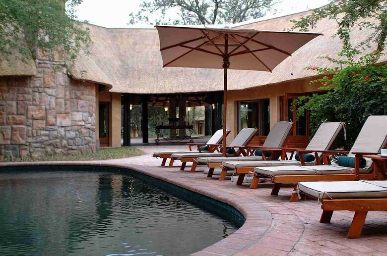 Posada Shumbalala Game Lodge