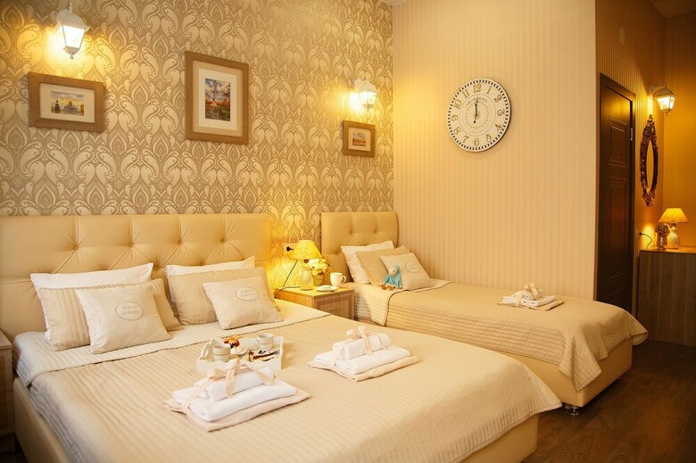 Hotel Silver Sphere Inn