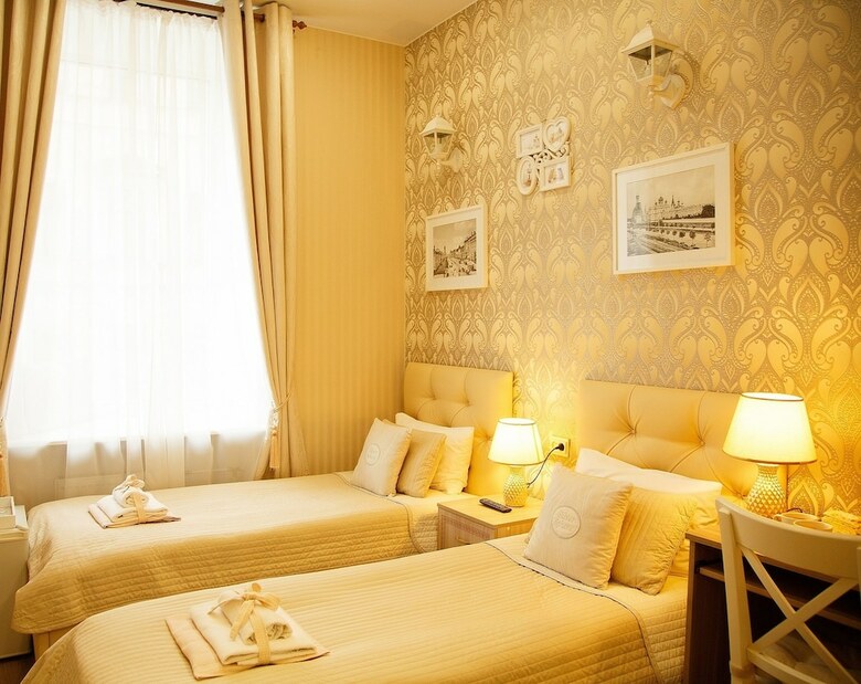 Hotel Silver Sphere Inn