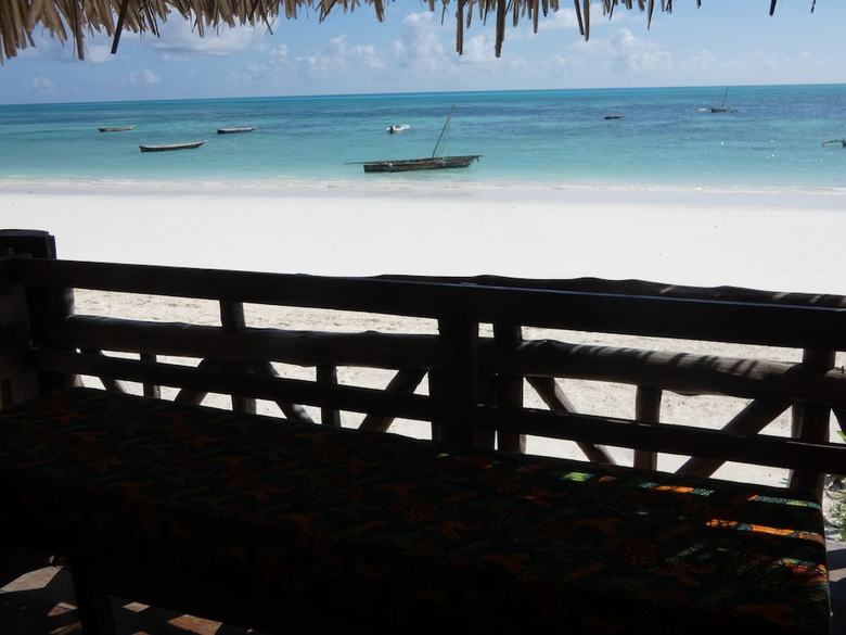 Bed & Breakfast Bahari Pizza Restaurant And Bungalows