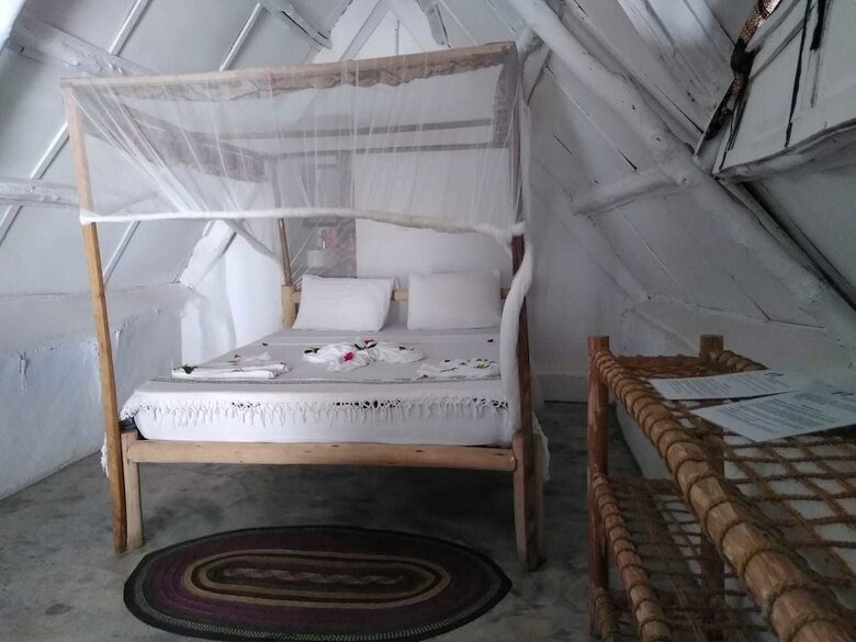 Bed & Breakfast Bahari Pizza Restaurant And Bungalows