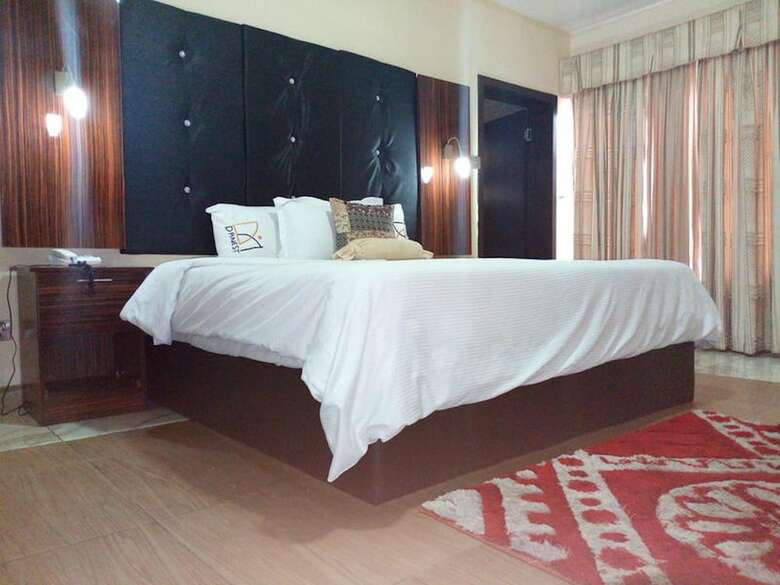 Danest Hotel & Suites