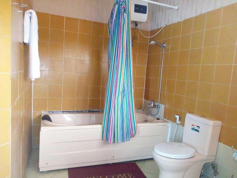 Danest Hotel & Suites