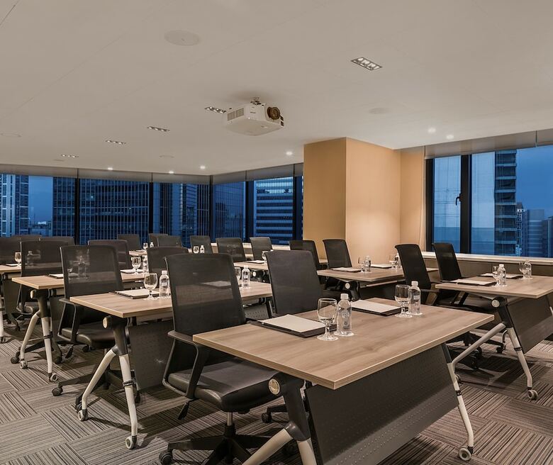 Aparthotel Seda Residences Makati