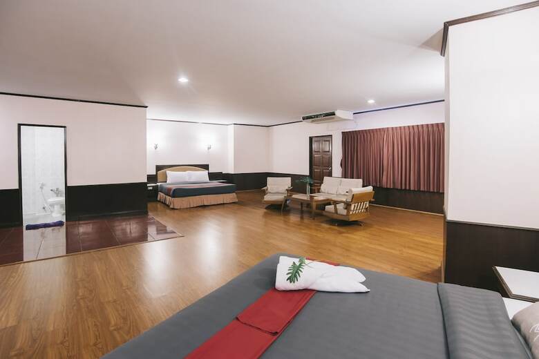 Marine Yensabai Hotel Pattaya