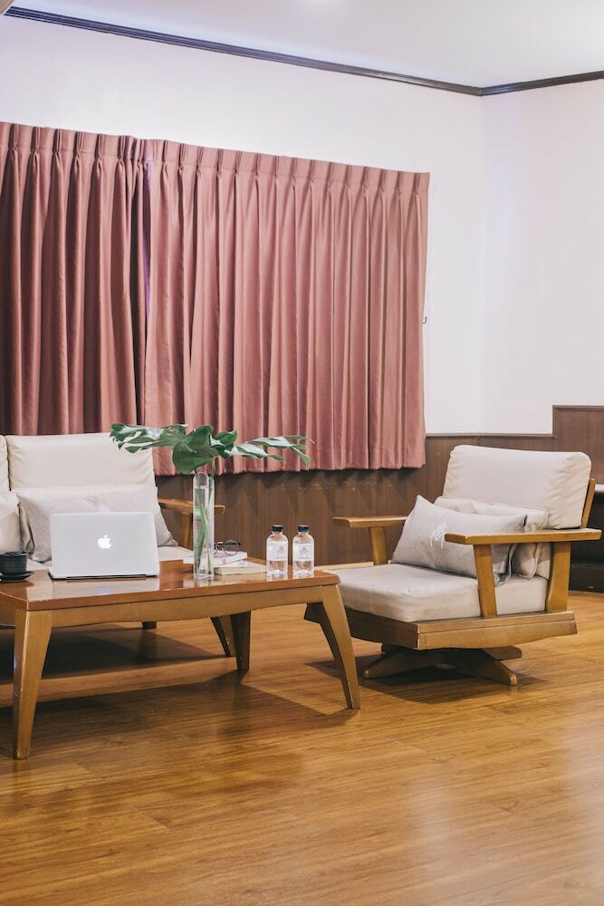 Marine Yensabai Hotel Pattaya