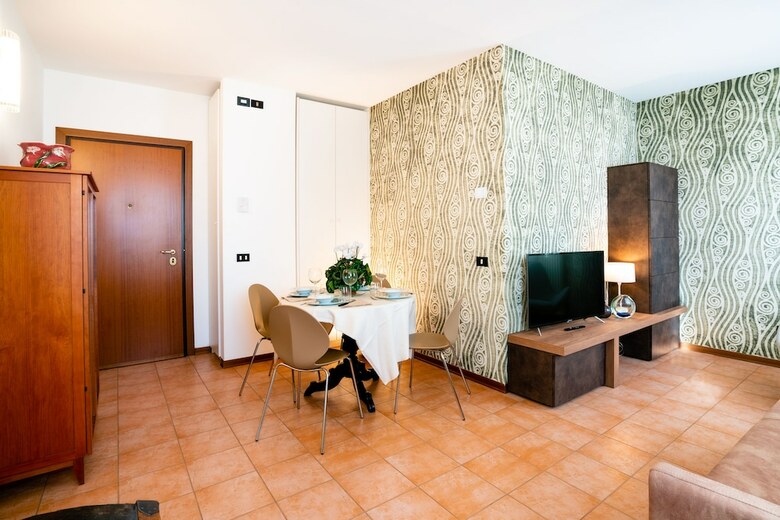 Apartamento Antica Pusterla Home Relais