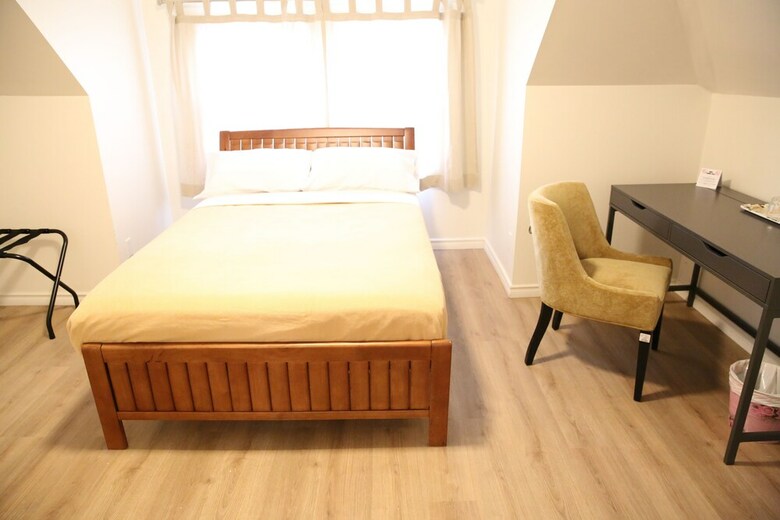 Apartamentos Elegant Suite At 700 Bathurst