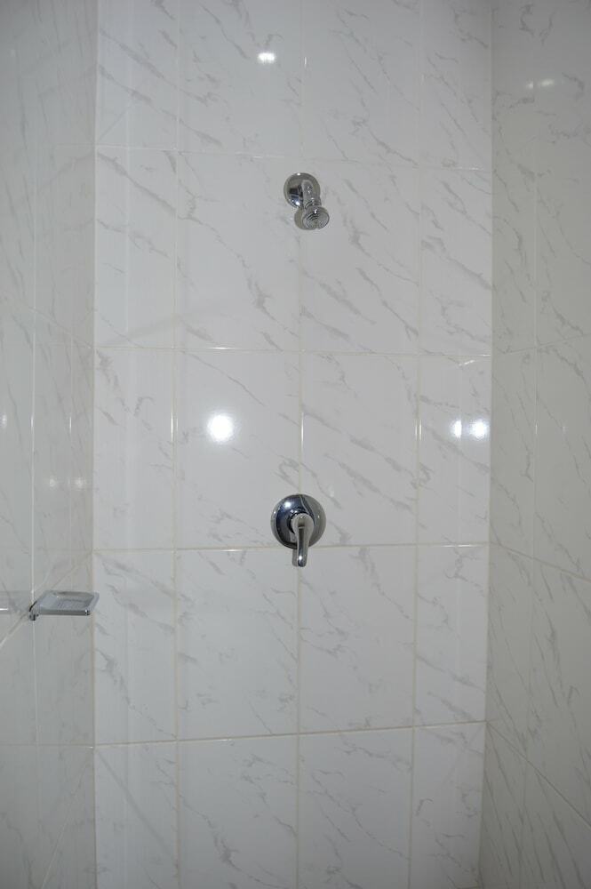 Hotel Iqhayiya Guest House