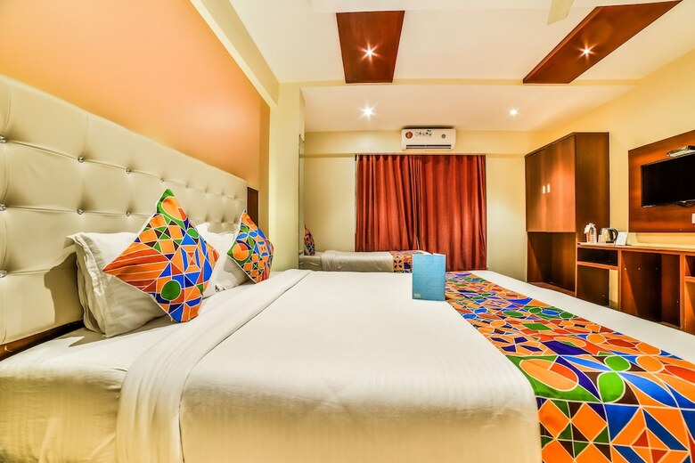 Hotel Fabexpress Malad Residency