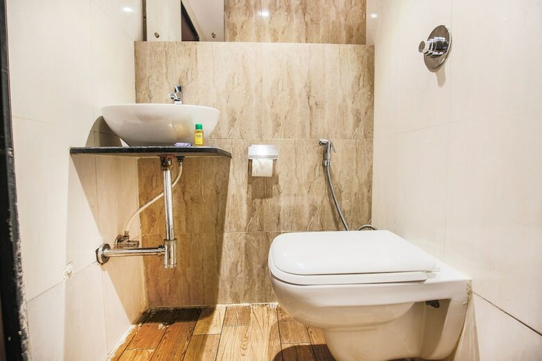 Hotel Fabexpress Malad Residency