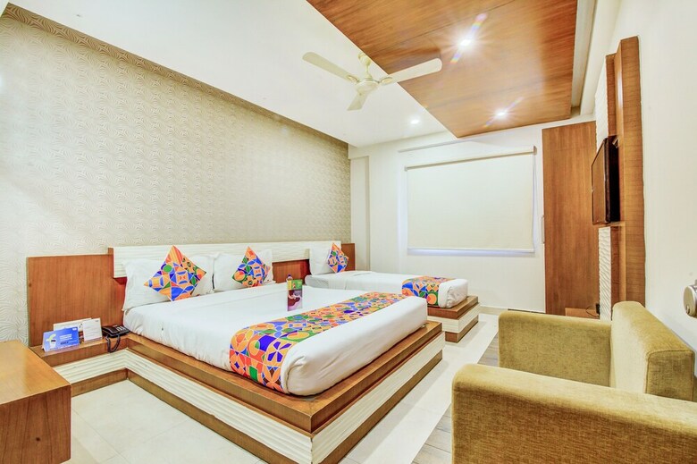 Fabhotel Empark