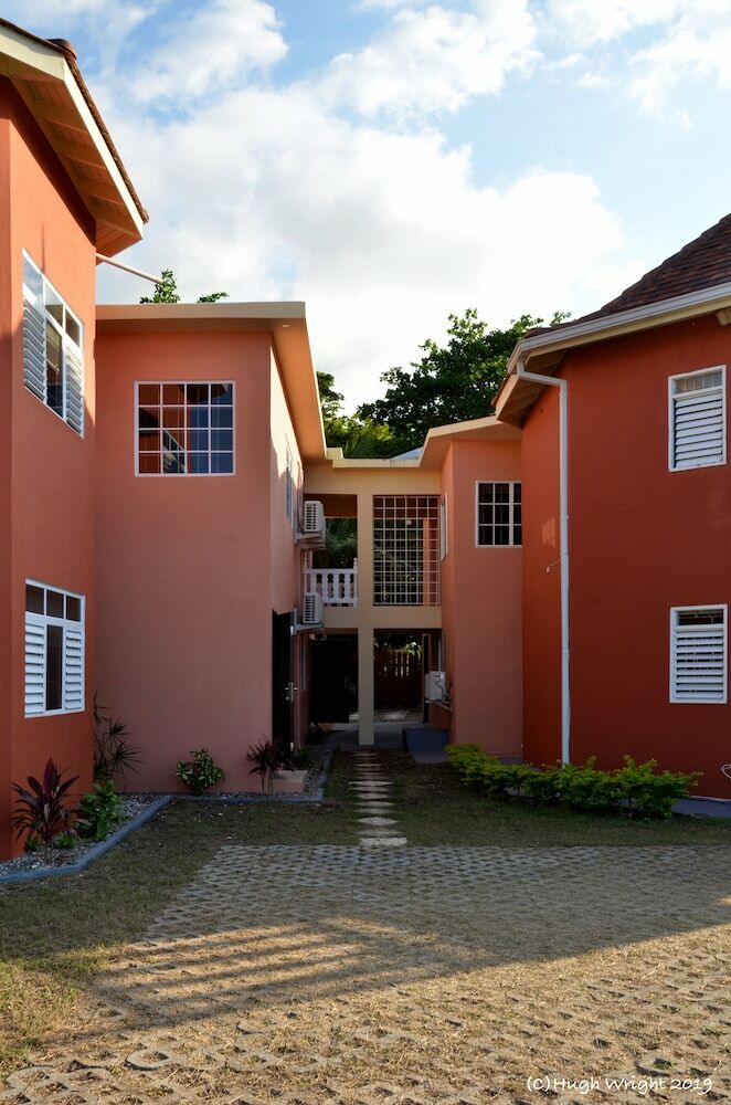 Apartamentos Runaway Shores