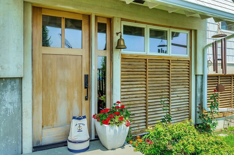 North Fork Waterfront Beach House