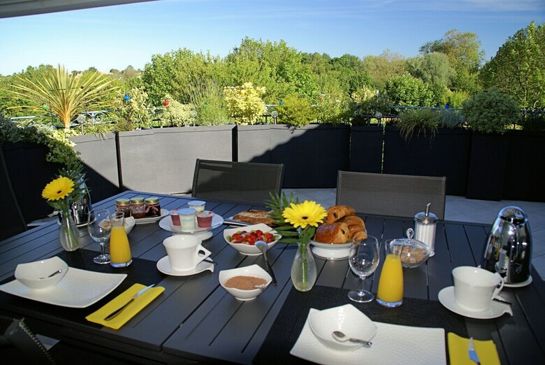Hotel Villa L'olivier, Chambre D'h�tes "les Volets Bleus"