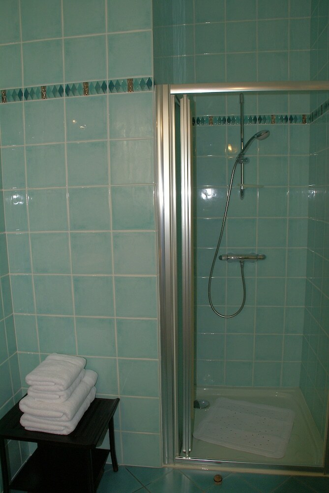 Hotel Villa L'olivier, Chambre D'h�tes "les Volets Bleus"