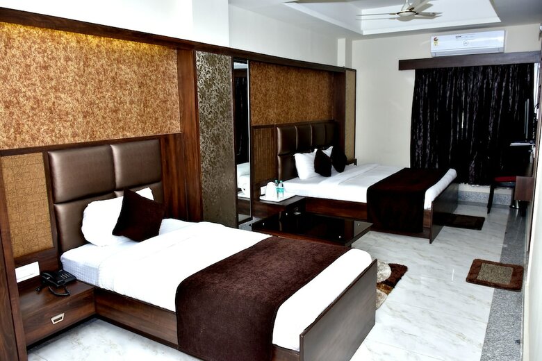 Hotel Daftari Palace