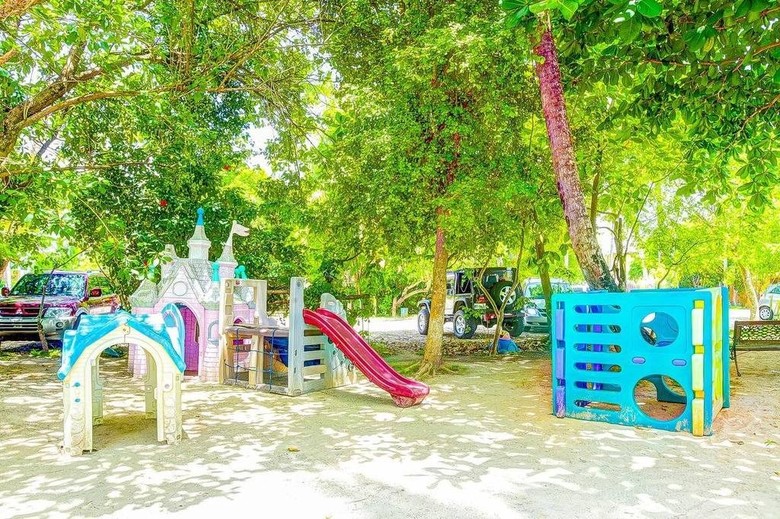 Aparthotel Los Corales Villas Ocean Front