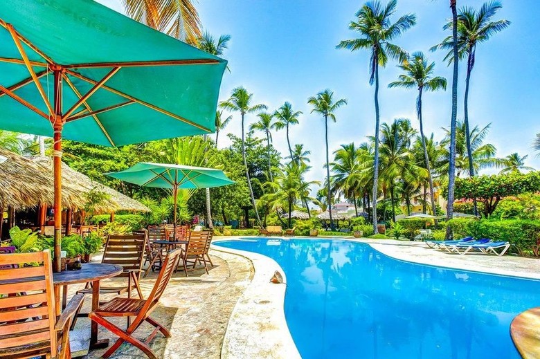 Aparthotel Los Corales Villas Ocean Front