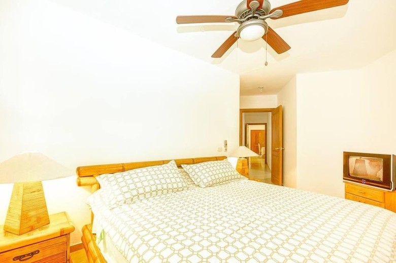 Aparthotel Los Corales Villas Ocean Front