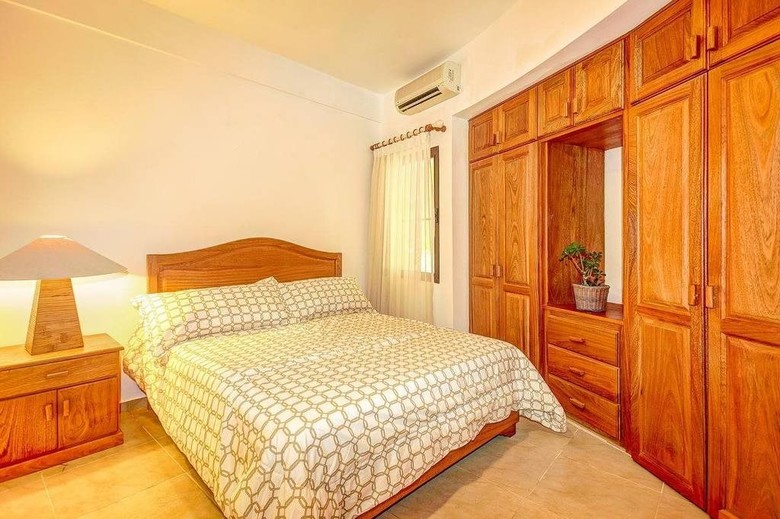 Aparthotel Los Corales Villas Ocean Front