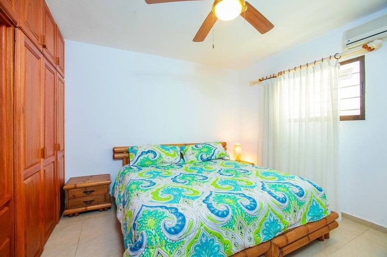 Aparthotel Los Corales Villas Ocean Front