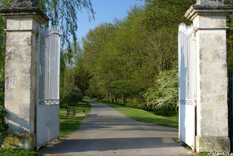 Apartamento L'appartement de La Villa L'olivier