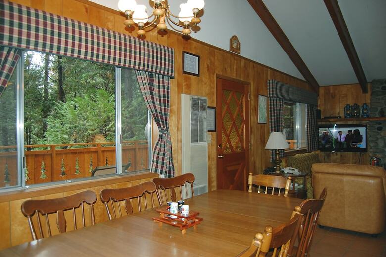 Cabana Ackley's Place