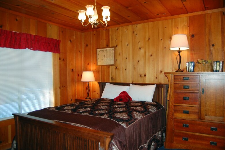 Cabana Black Oak Lodge