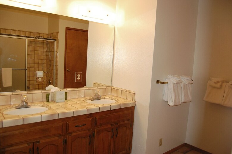 Cabana Bordentown West