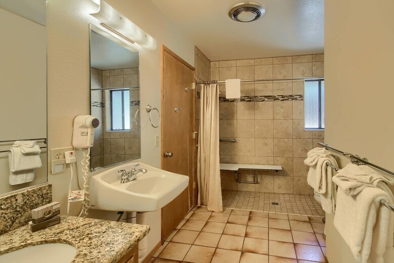 Cabana Bordentown West