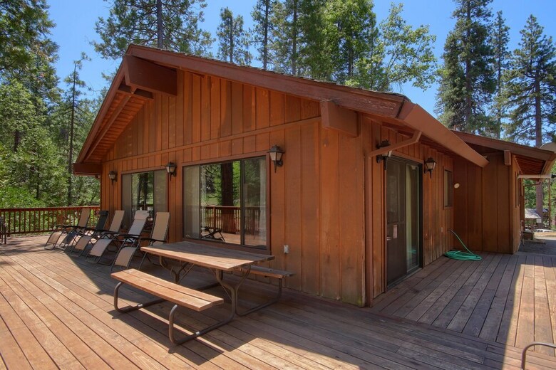 Cabana Bordentown West