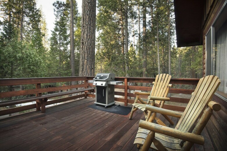 Arnett's Cabin