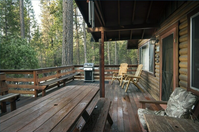 Arnett's Cabin
