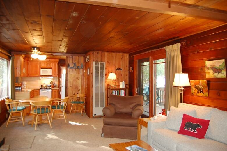 Cabana Squirrel's Nest