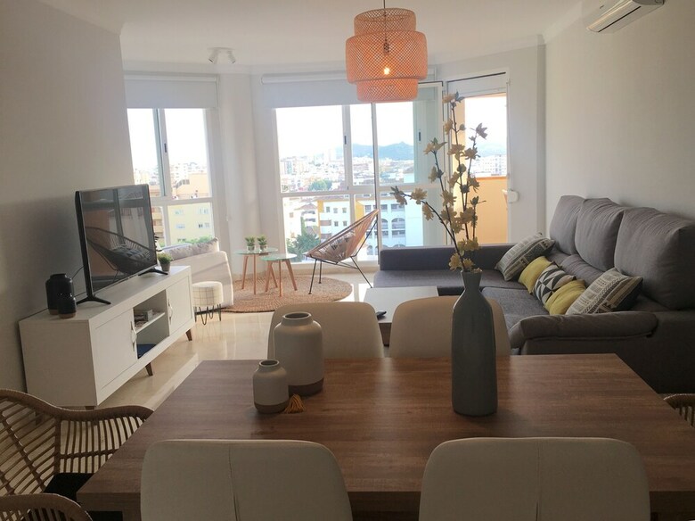 Apartamentos Sur Suites Atico La Paloma