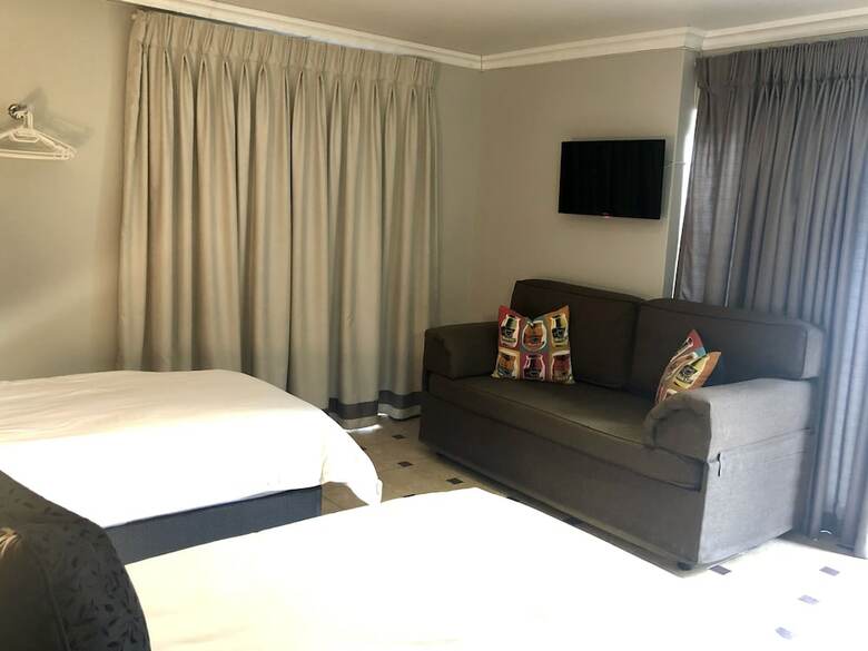 Modern Goldfields Apartments