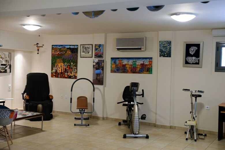 Apartamentos Patras Villa Elia