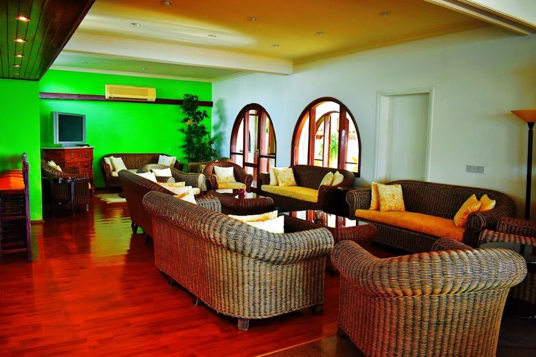 Hotel Onar Village