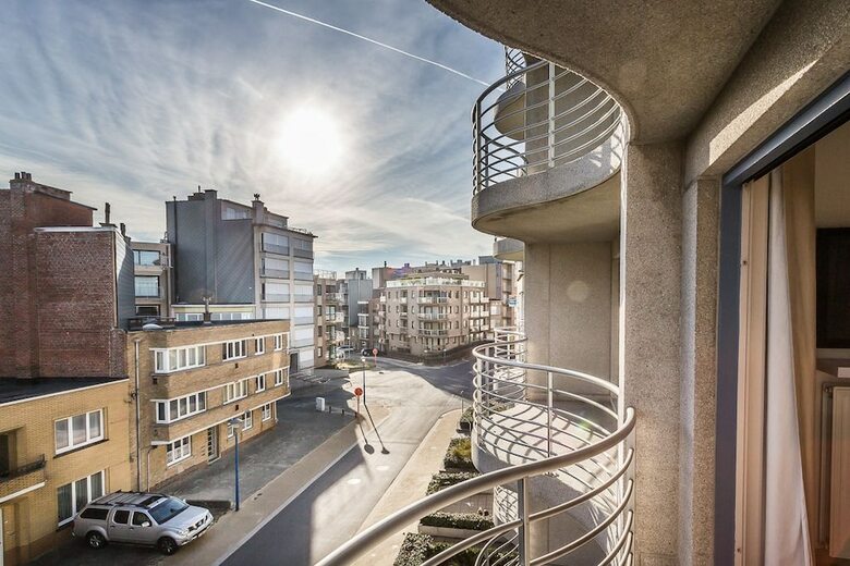 Apartamentos Gaston Lejeune 304