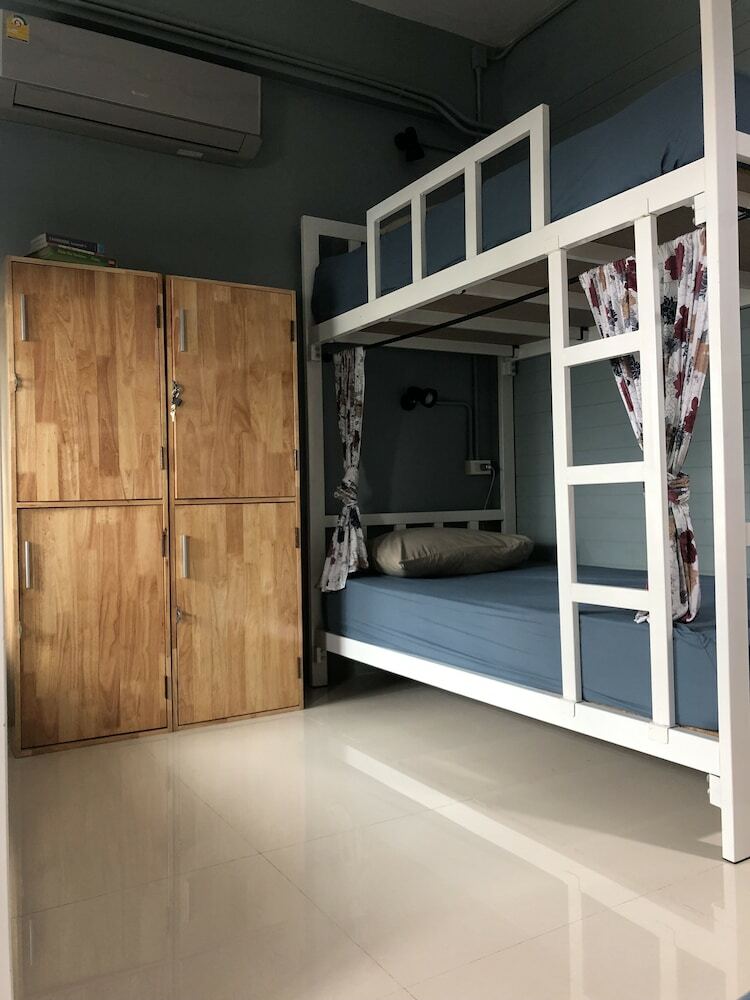 Hostal Oyo 692 Nakara Ayutthaya