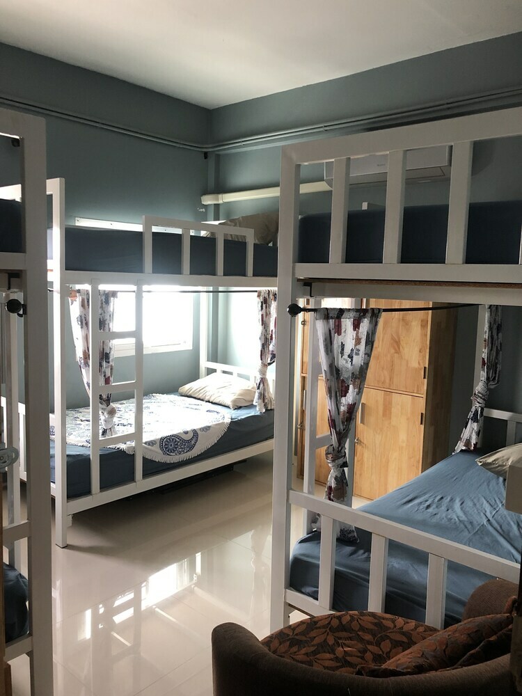 Hostal Oyo 692 Nakara Ayutthaya
