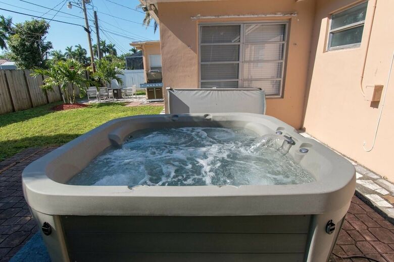 Comfortable Luxurious Home Min To Beach W/hottub