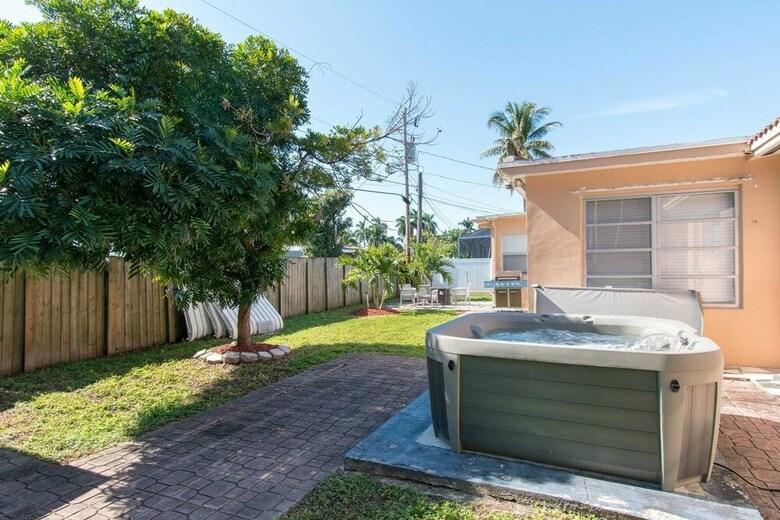 Comfortable Luxurious Home Min To Beach W/hottub