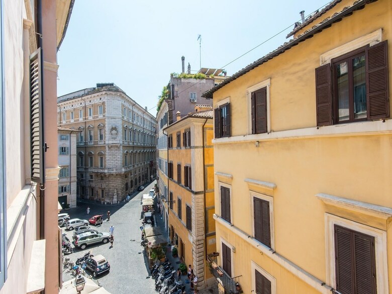 Rsh Piazza Navona Charming Apartment 2