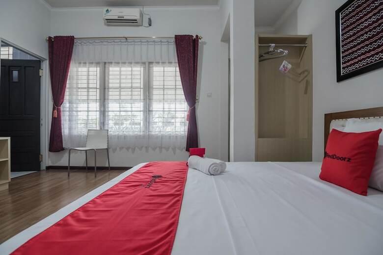 Hotel Reddoorz Syariah Plus @ Banjarbaru