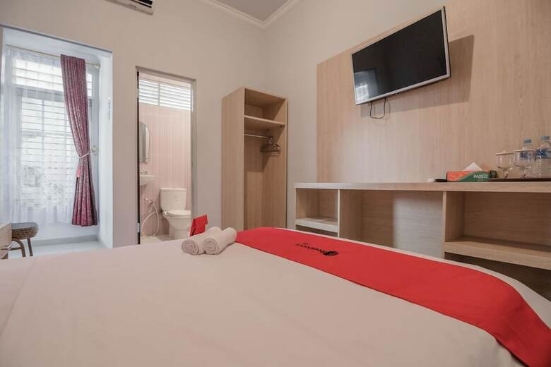 Hotel Reddoorz Syariah Plus @ Banjarbaru
